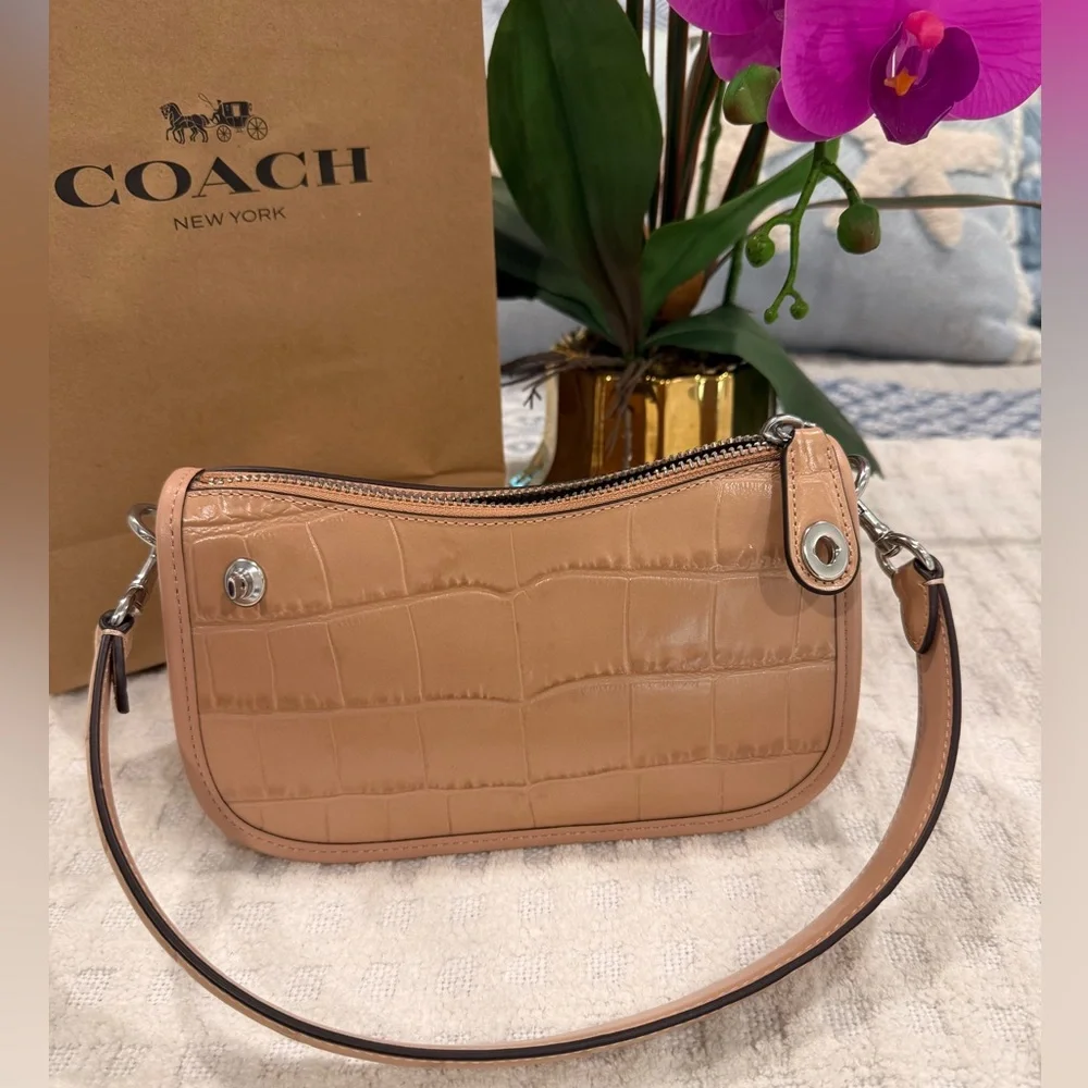 Coach Croc-Embossed Leather Swinger 20, BRAND NEW! - Picture 1 of 12